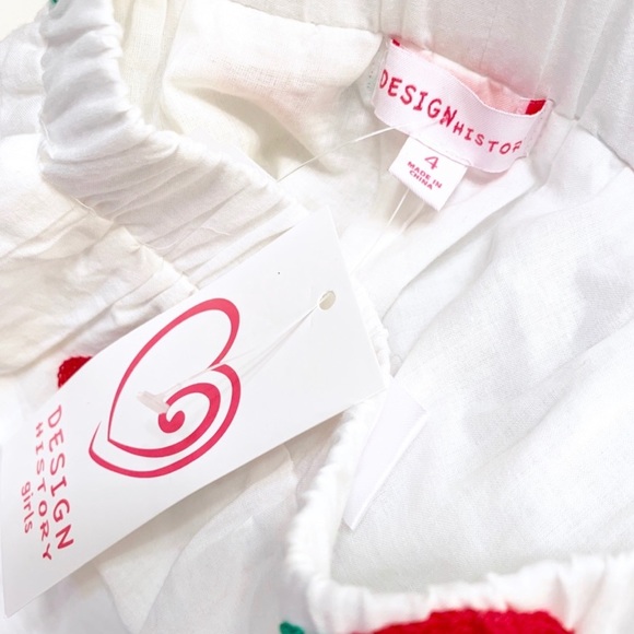 White Embroidered Strawberry Print Lace Shorts - Picture 4 of 5